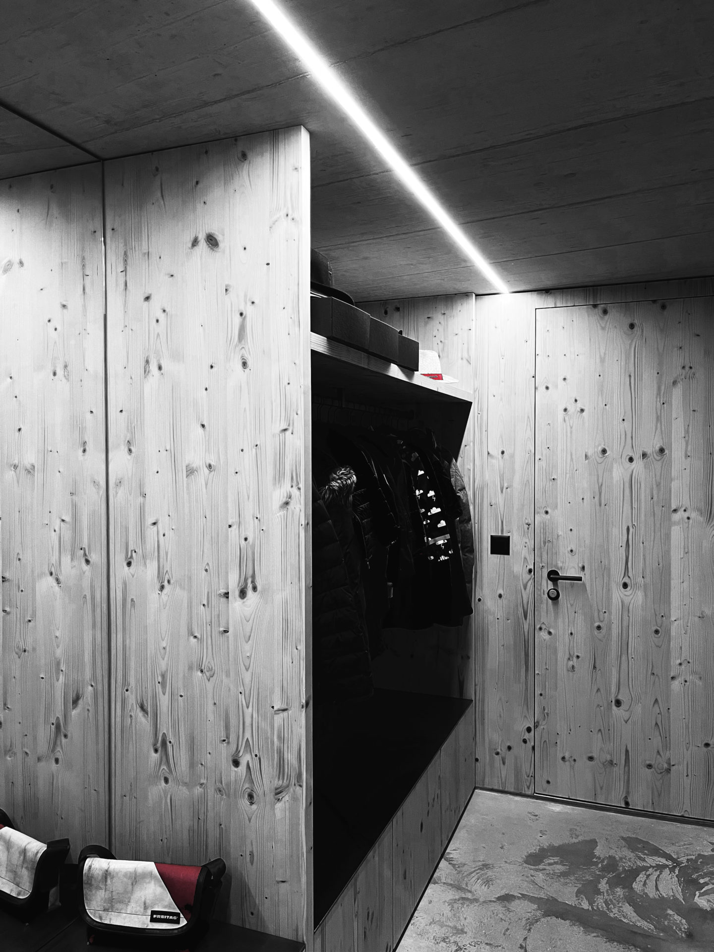 Photo du vestiaire d'entrée